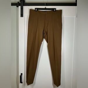 EUC Lululemon Commission Men’s 36X33 Classic Warpstreme Brown RETAIL:$138